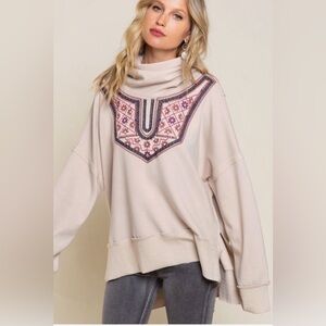 POL HIGHLOW SWEATER